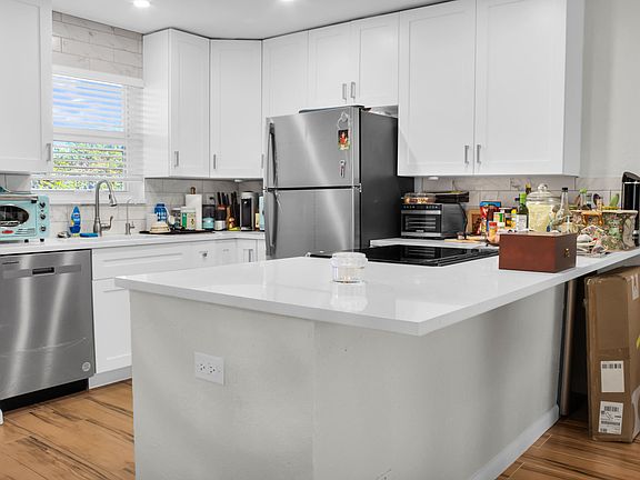 2nd image of 2202 NE 36th Street #15