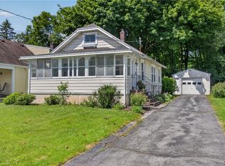 220 Windemere Rd, Syracuse, NY 13219