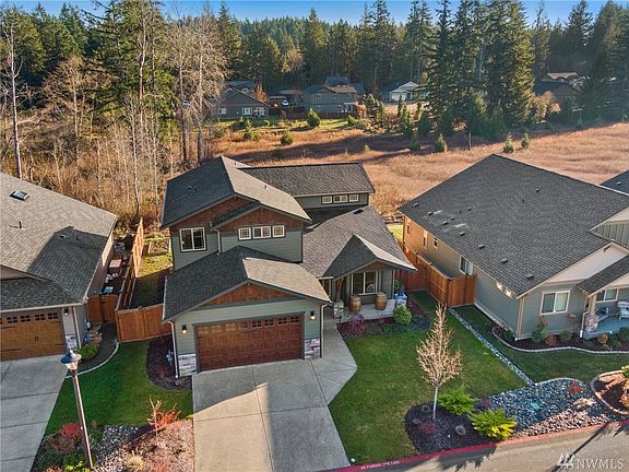 2nd image of 10788 Armada Ave NW