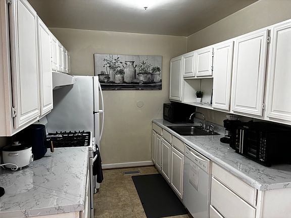 2nd image of 6405 Coinbrook Ave