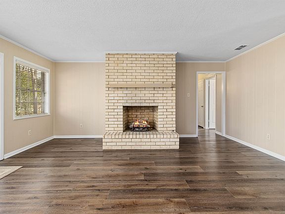 5th image of 515 Beechwood Dr