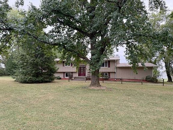 2nd image of 1400 Mount Vernon Rd