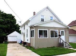 754 Pine St, Sheboygan Falls, WI 53085