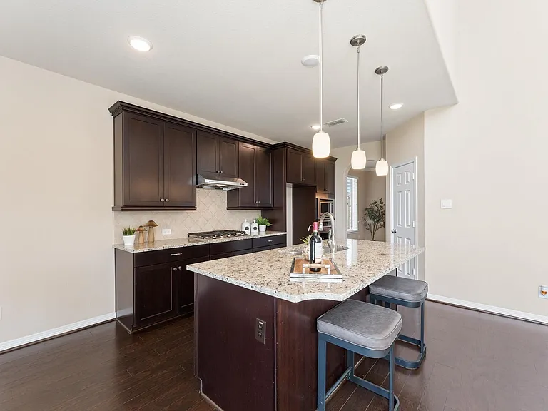 955 Smokethorn Trl — Photo 18