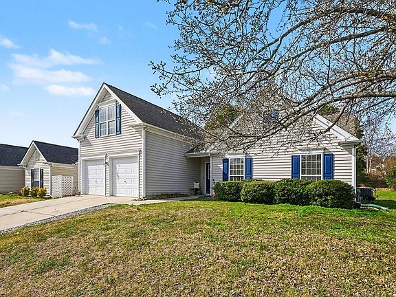 3rd image of 301 Kinship Ln