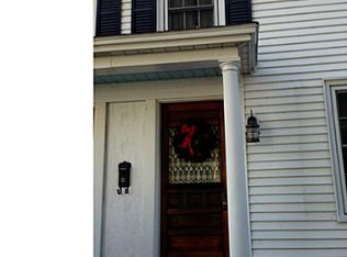 17 Summit St, Stonington, CT 06378
