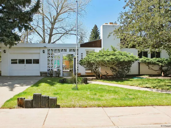 174 Corthell Rd, Laramie, WY 82070