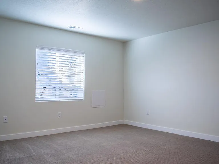 7434 N Pawnee Rd #B — Photo 8