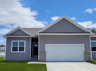 709 Maddie Ln, Tiffin, IA