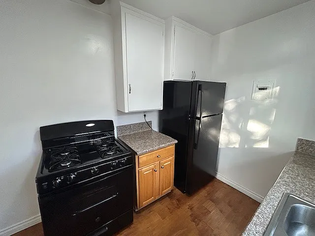 1958 S. Shenandoah St. — Photo 6