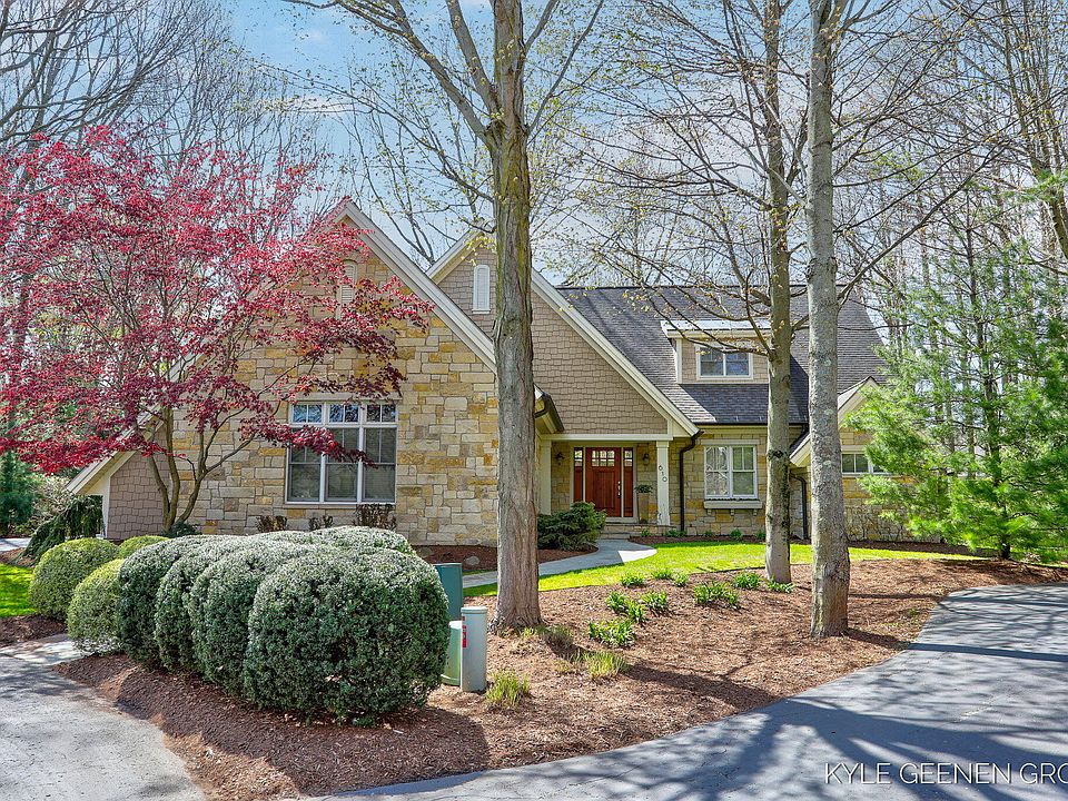 1st image of 610 Old Macatawa Ct