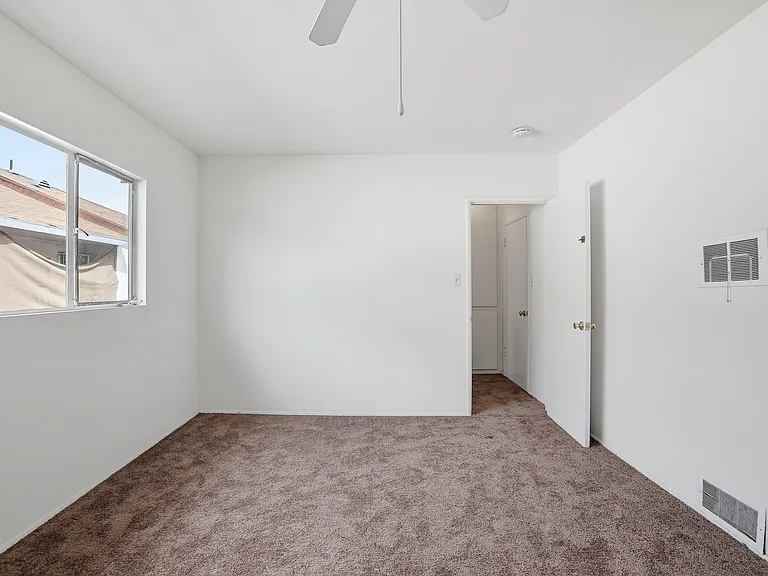 913 N Normandie Ave #6 — Photo 3