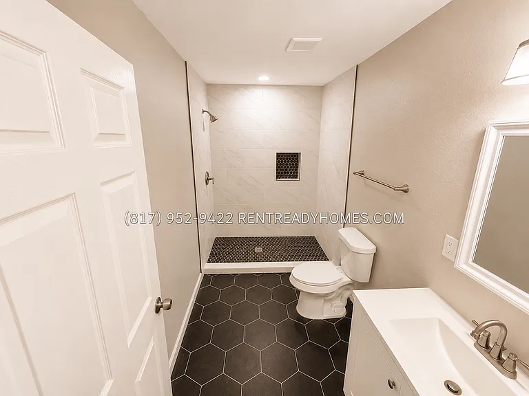 8105 Bonner Dr — Photo 11