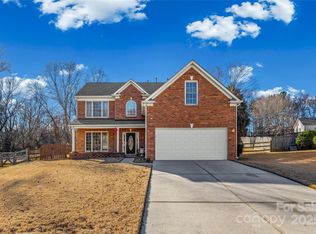 954 Laurel Meadow Dr, Fort Mill, SC 29708