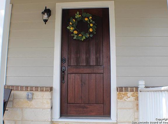 4th image of 235 Marquette Dr
