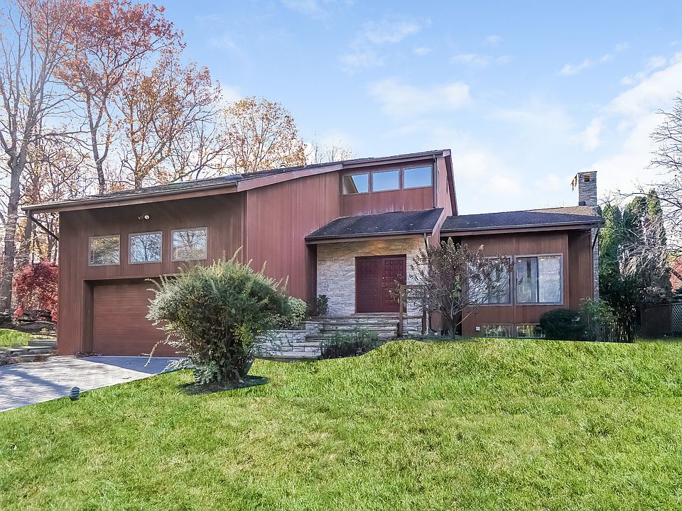 1st image of 7 Audrey Ln