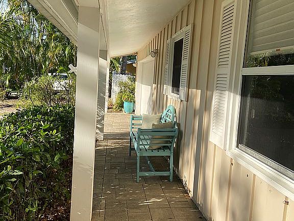 5th image of 2715 Darwin Ave