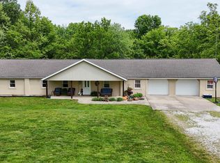 9203 N Hickory Grove Rd, Dubois, IN 47527