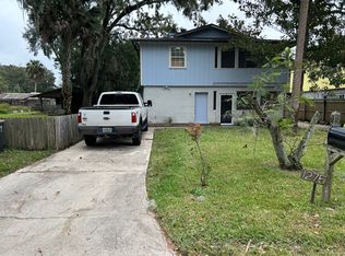 1275 Begonia St, Atlantic Beach, FL 32233