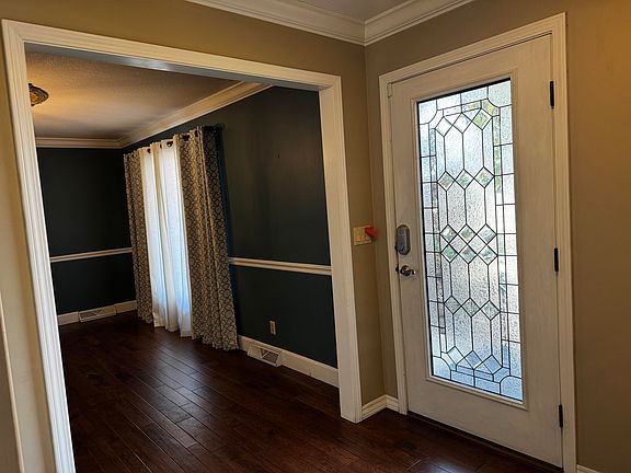 2nd image of 1050 Nichols Drive