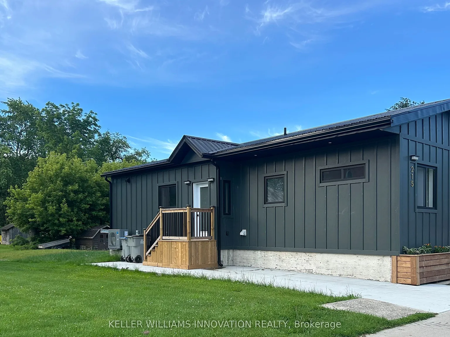 2 bed, $1,800 — Photo 2