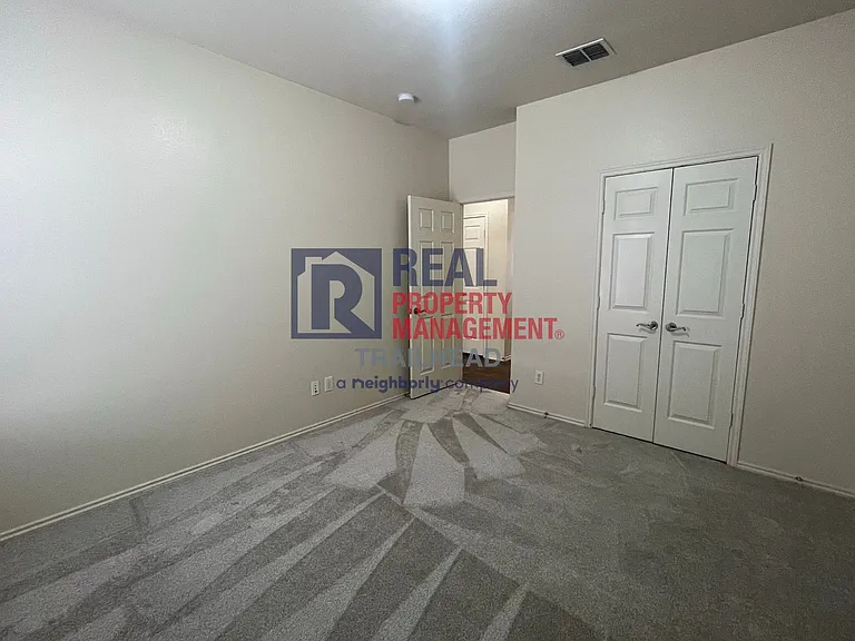 3929 Eaglerun Dr — Photo 20