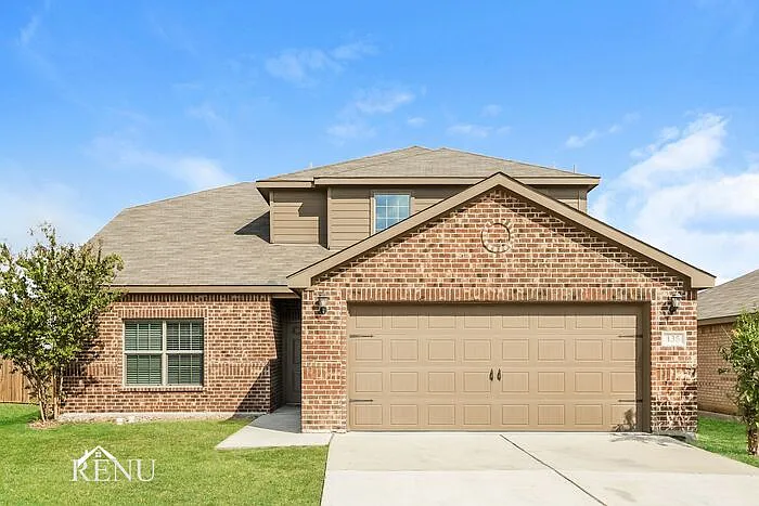 4 bed, 2.5 bath, 2153 sqft, $2,185 — Photo 1