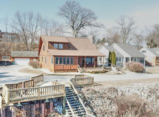 1810 Lake Ave, Muskegon, MI 49445