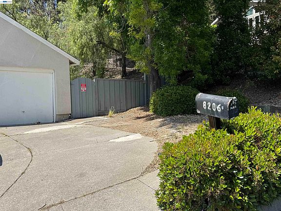 2nd image of 8206 Rhoda Ave