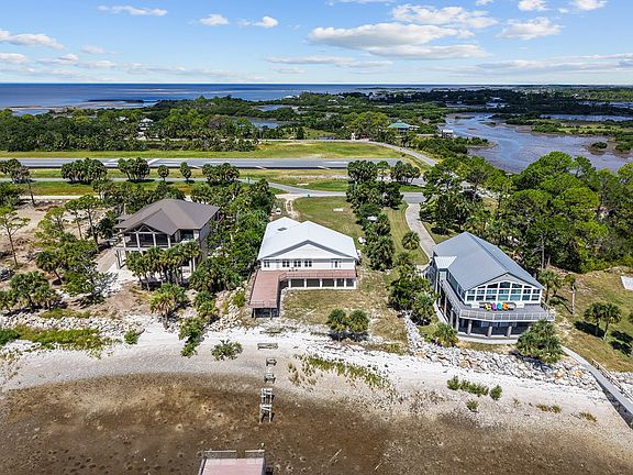 5th image of 16616 SW Airport Rd