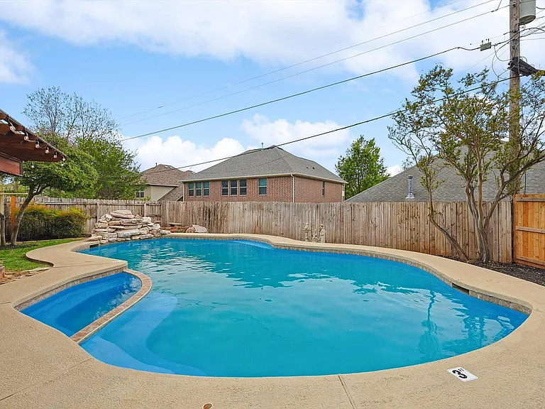 1208 Mayleaf Dr — Photo 31