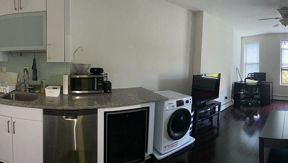 2nd image of 538 Jersey Ave