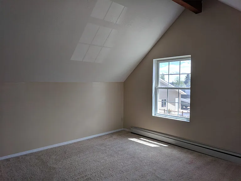 439B Country Club Ln — Photo 26