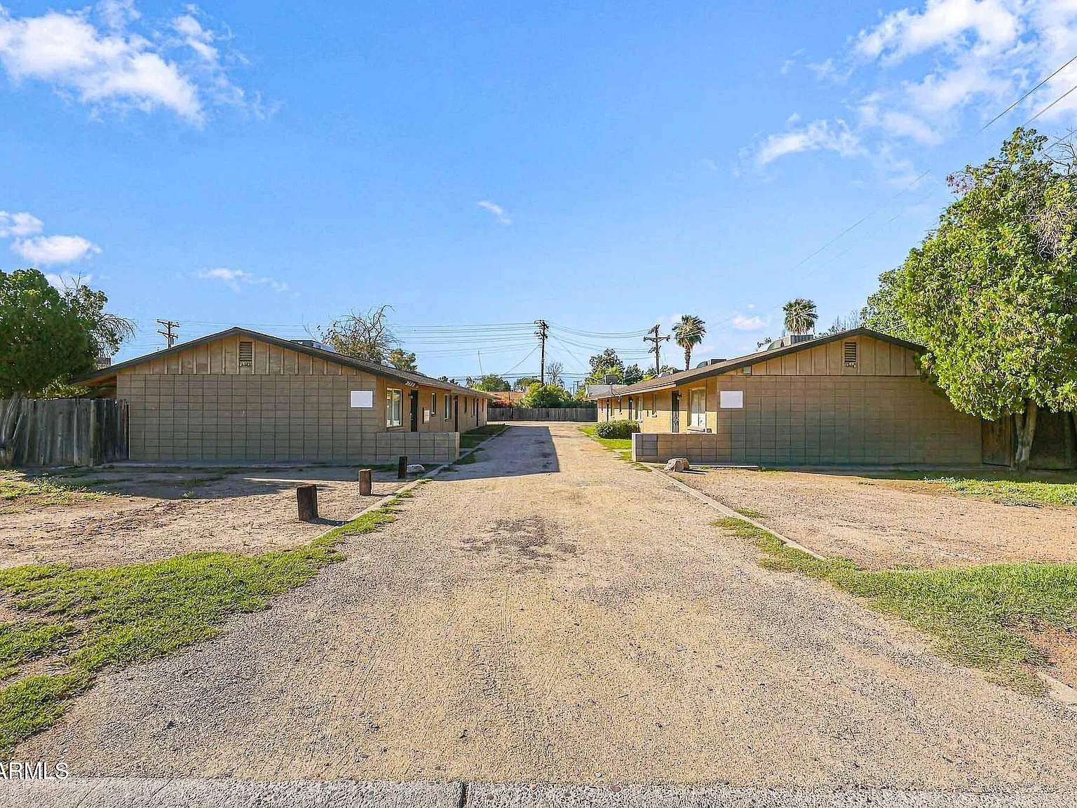 2 bed, 1.0 bath, 4512 sqft, $995 — Photo 2