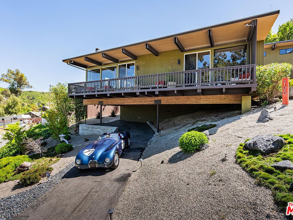 21090 Rios St, Woodland Hills, CA 91364 | Zillow