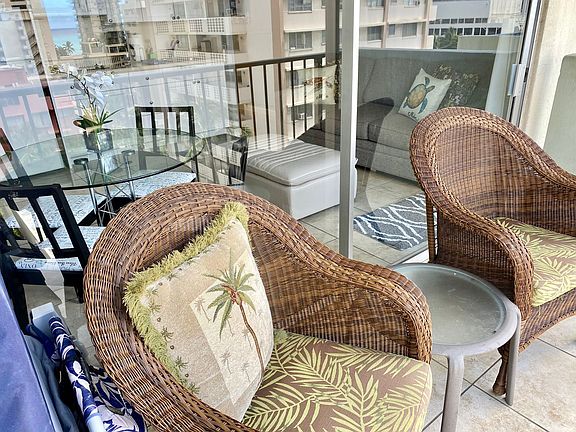 4th image of 2440 Kuhio Ave APT 810