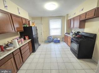 637 E 29th St, Baltimore, MD 21218