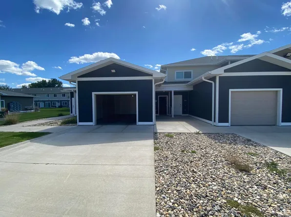 Madison Park Townhomes 1&2, 315 N Norbeck St #8a3f5b4b1, Vermillion, SD 57069