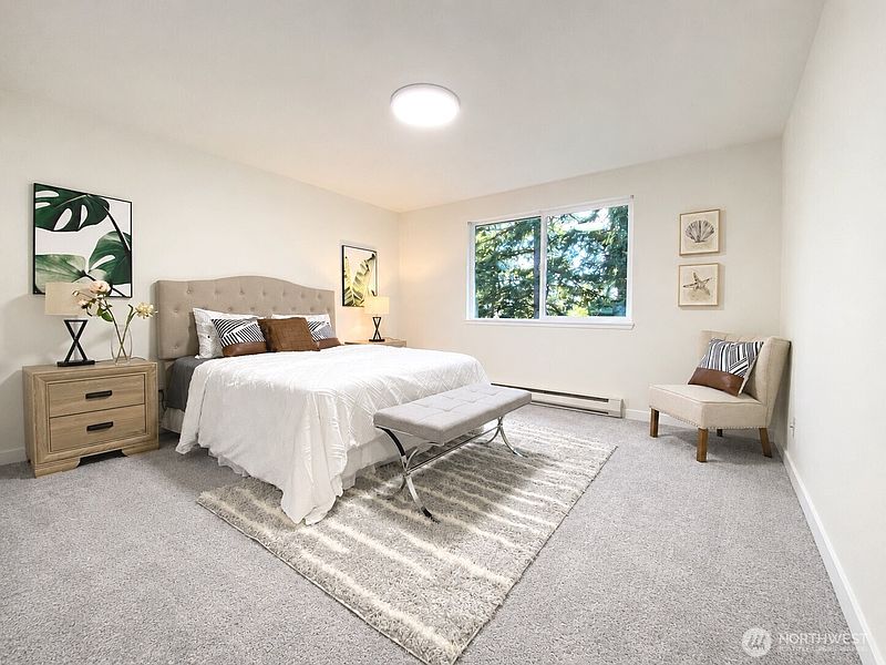 2nd image of 9302 Redmond Woodinville Rd NE #206