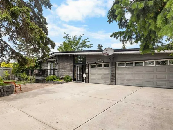 1408 S 104th Ave SW, Calgary, AB T2W 0A6
