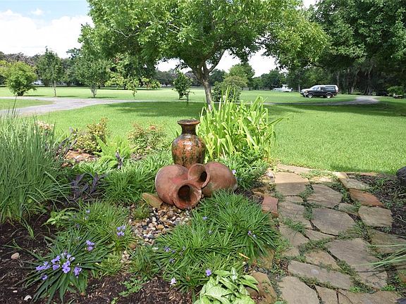 4th image of 6022 Vicki Lynn Ln