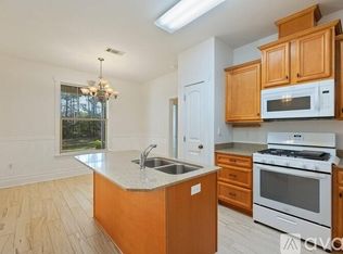 113 Perimeter Pl, Freeport, FL 32439