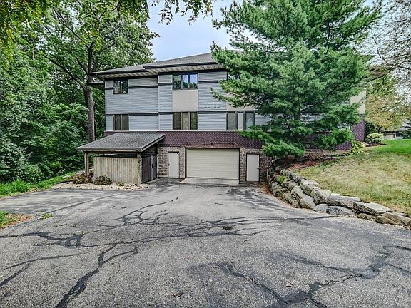 3rd image of 3018 Yarmouth Greenway Dr APT 106