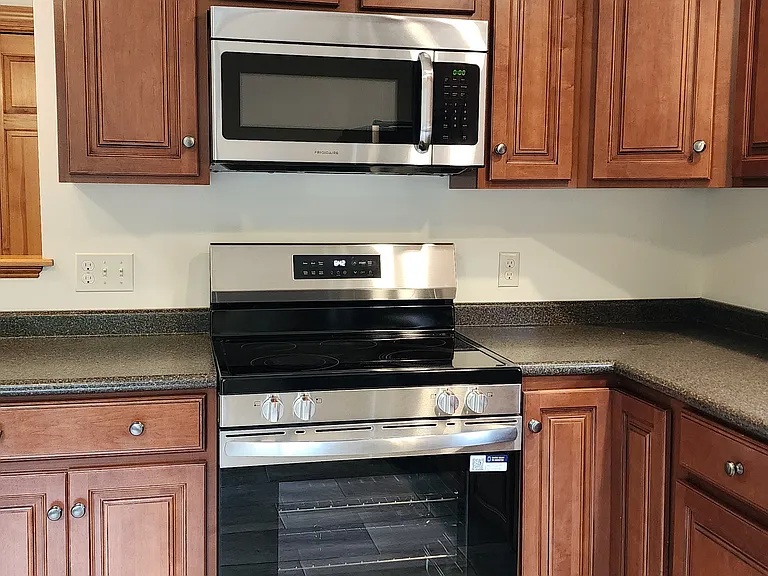 12 Washington St #3 — Photo 9