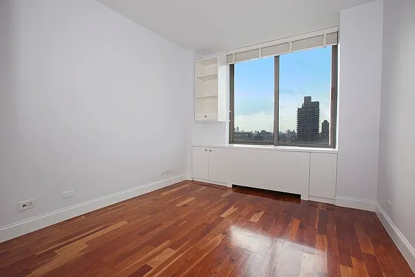 Rented by Brown Harris Stevens | media 19