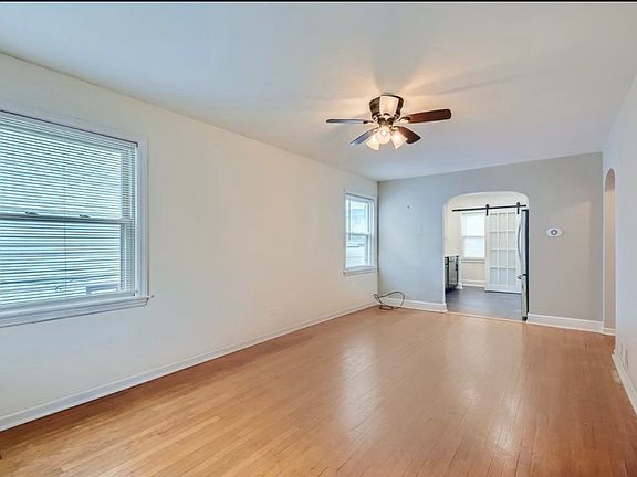 3rd image of 11120 S Troy St #1