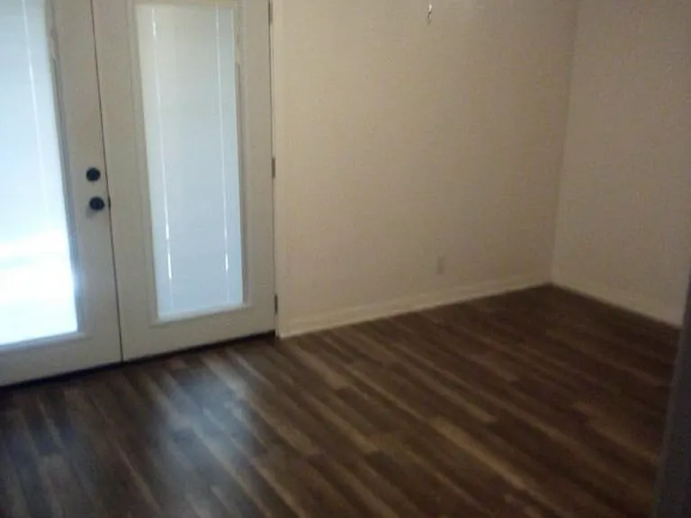 214 Rosewood Ave — Photo 11