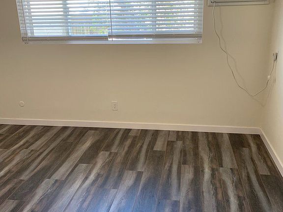 4th image of 617 N Orange Dr APT 207