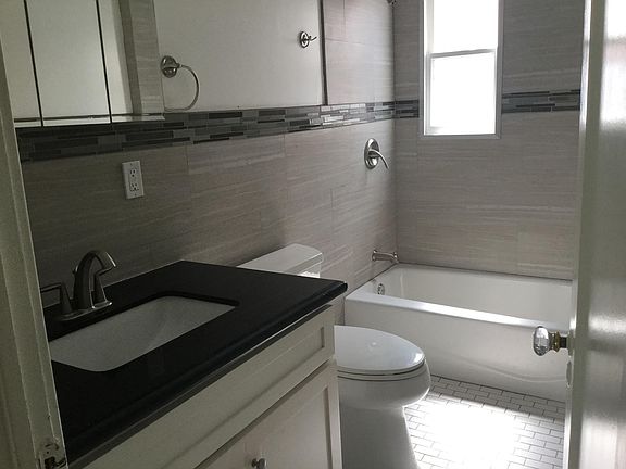 5th image of 2733 E De Soto St