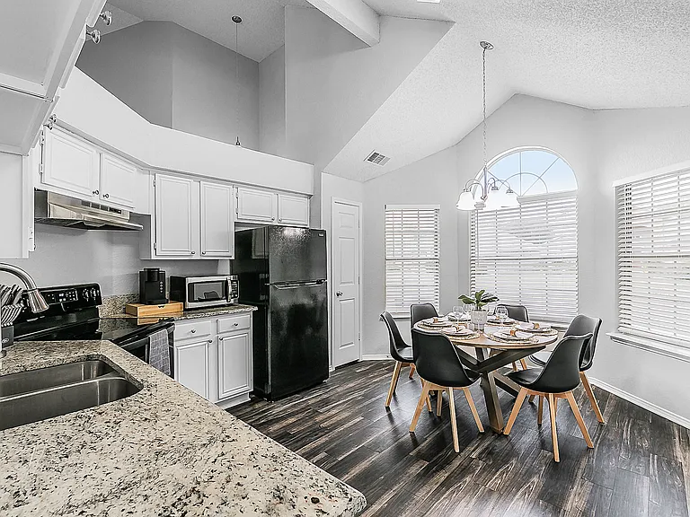 7850 Shield Rd — Photo 37